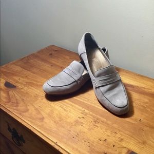 Clarks Suede Loafer (gray)